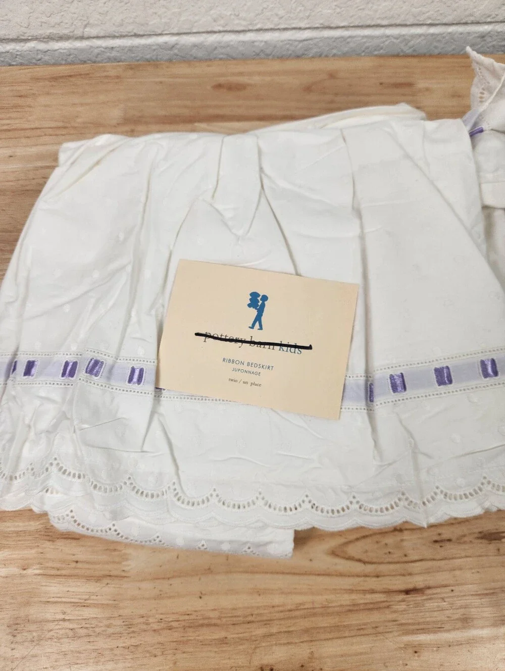 Pottery Barn Kids White Twin Bed Skirt New 13